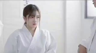 欧美揉胸激烈床戏_欧美亚洲精品成人视频